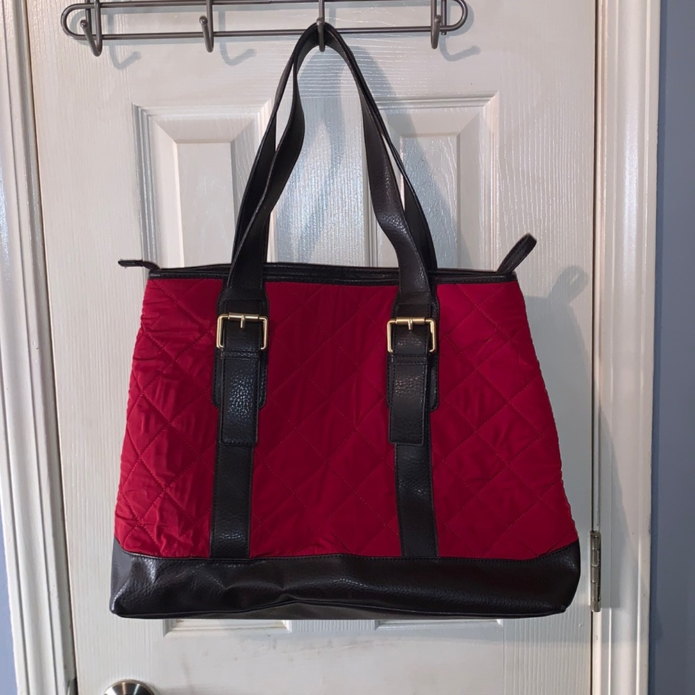 ❤️TALBOTS QUILTED RED TOTE ❤️